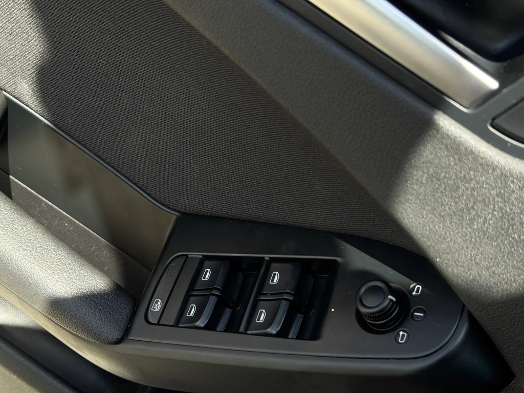 Audi A4 B8 SB451HW-06.webp