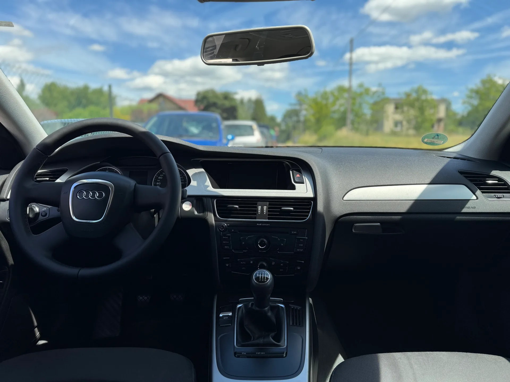 Audi A4 B8 SB451HW-10.webp