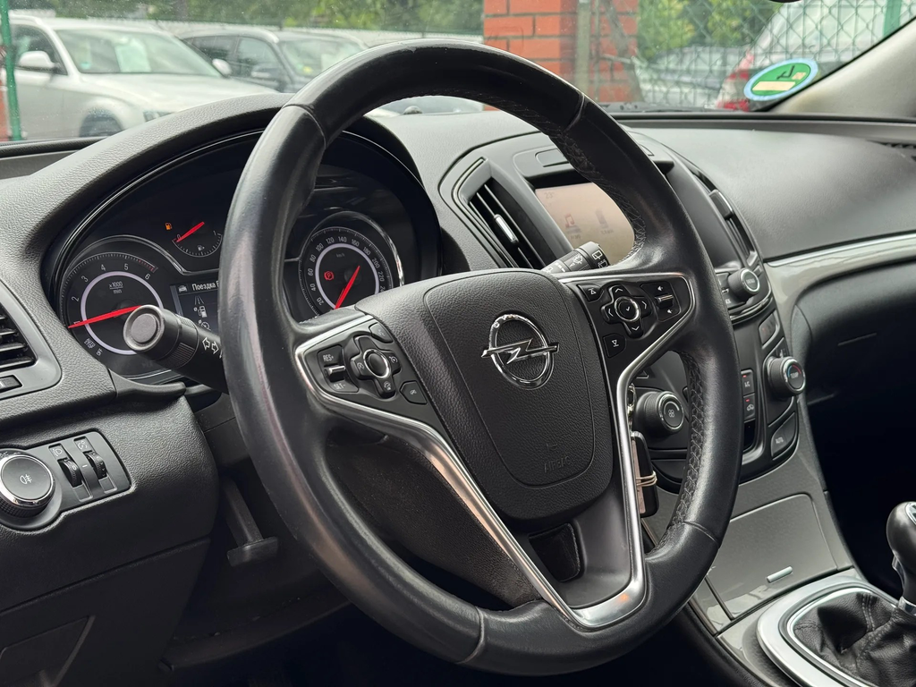 Opel Insignia SB308HW-09.webp