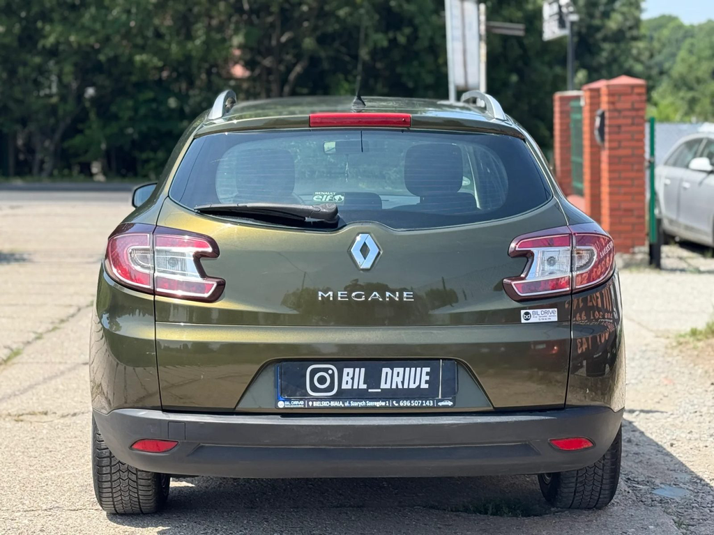 Renault Megane SB341HU-03.webp