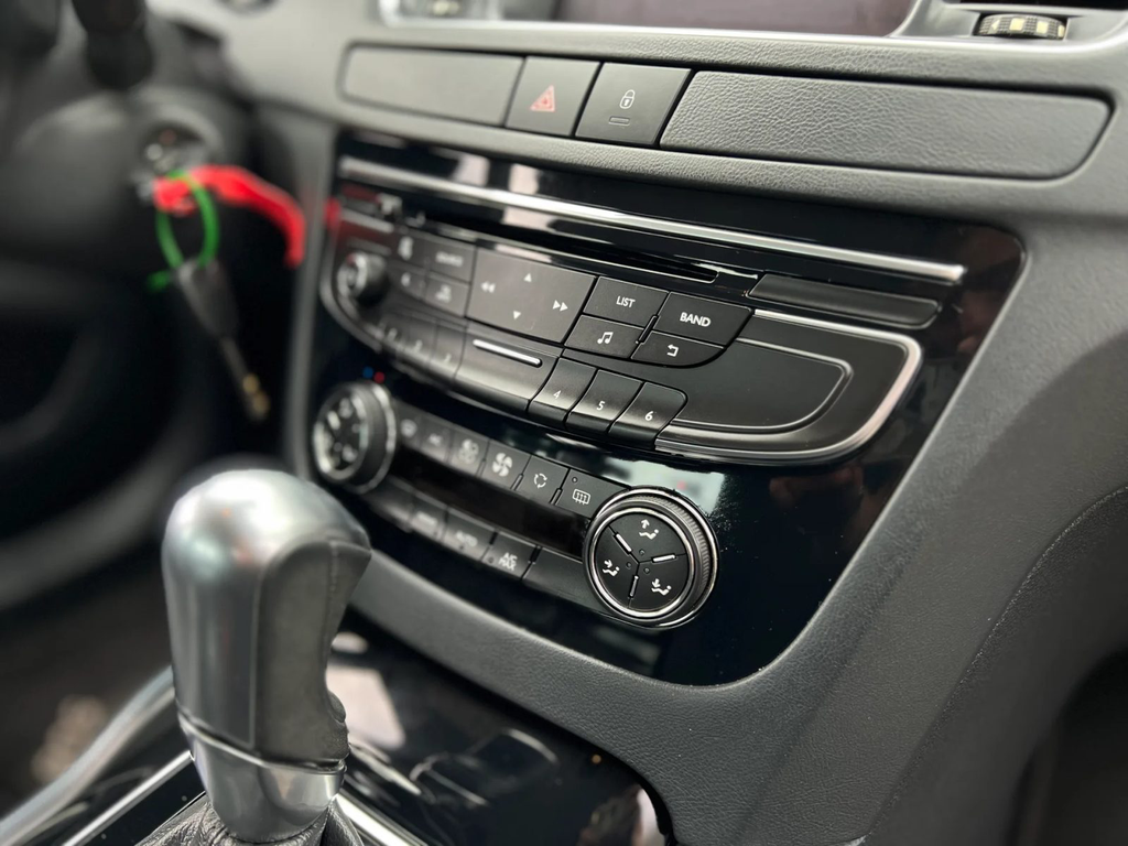 Peugeot 508 SB324HW-03.webp
