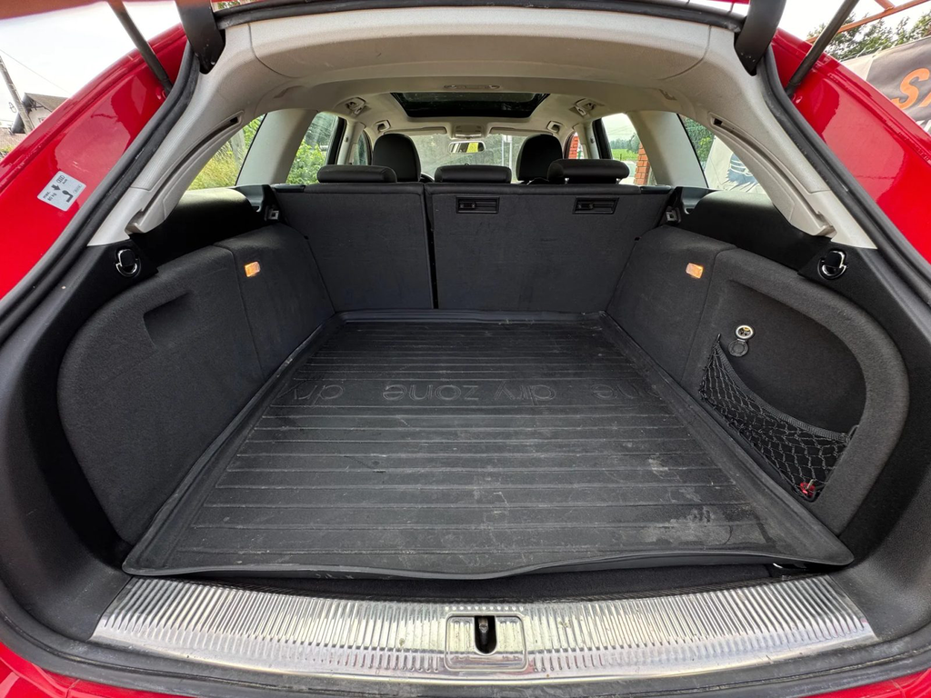 Audi A4 B8 SB836HW-15.webp