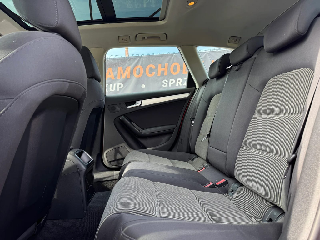Audi A4 B8 SB836HW-18.webp