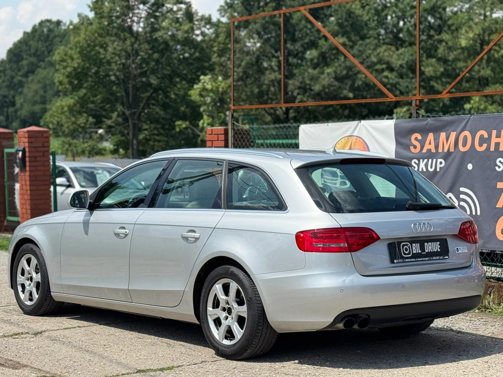 Audi A4 B8 SB671HW-02.webp