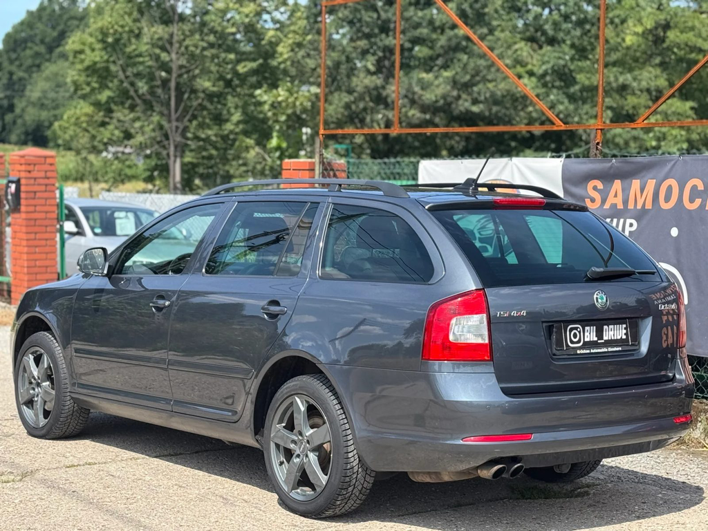 Skoda Octavia 1.8 tsi 4x4 SB096JA-03.webp