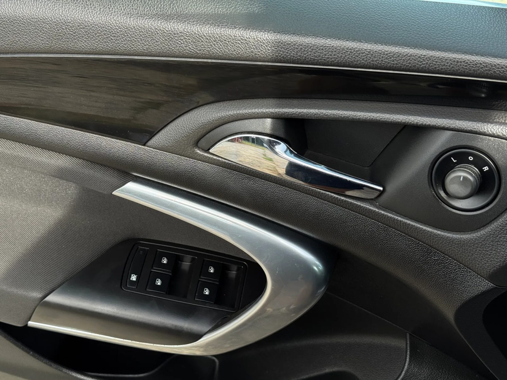 Opel Insignia SB728HW-09.webp