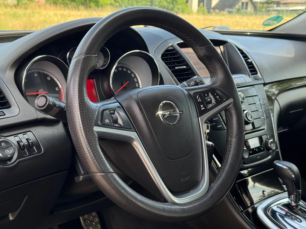 Opel Insignia SB728HW-01.webp