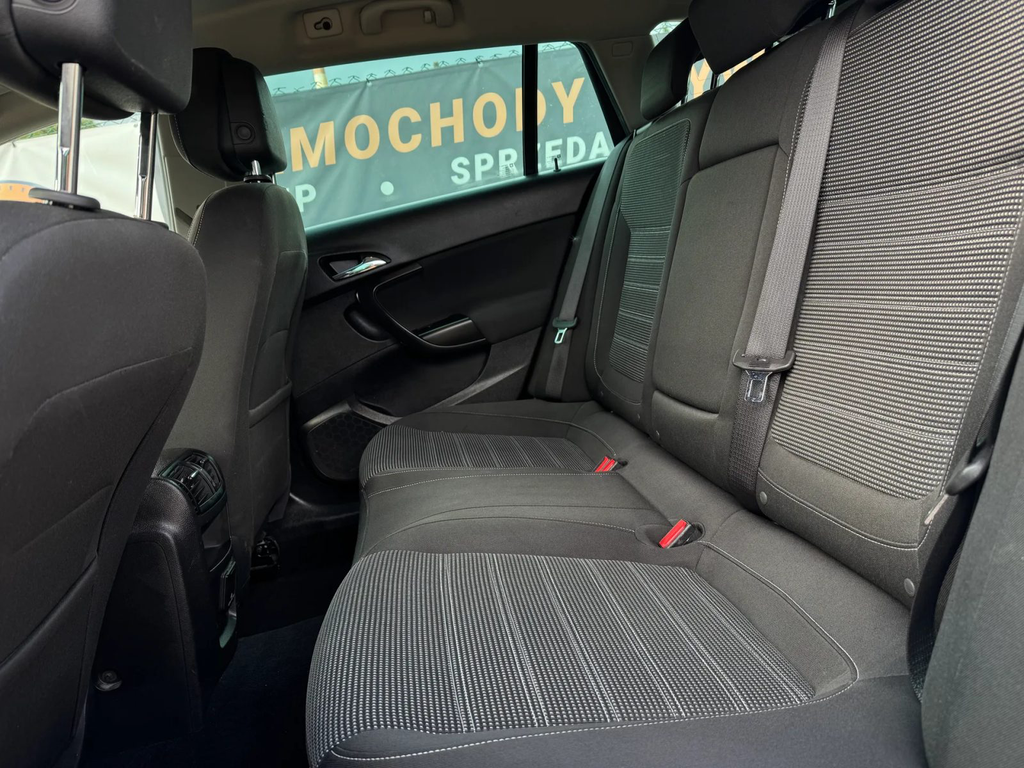 Opel Insignia SB049HR-10.webp