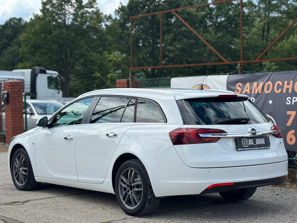 Opel Insignia SB049HR-02.webp