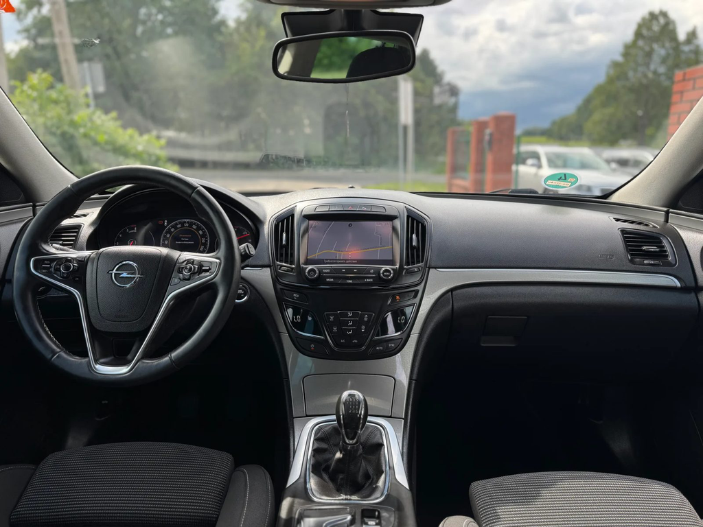 Opel Insignia SB049HR-12.webp