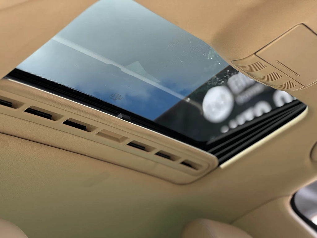 Skoda Octavia 1.4 automat SB031HW-04.webp