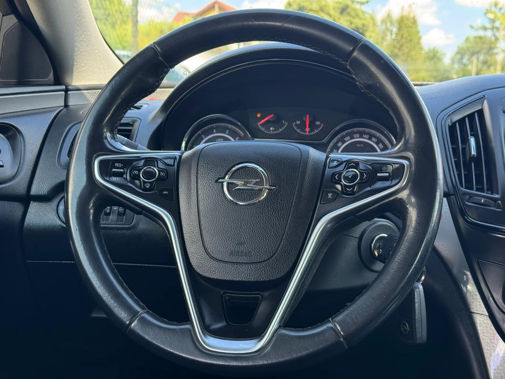 Opel Insignia SB892HW-09.webp