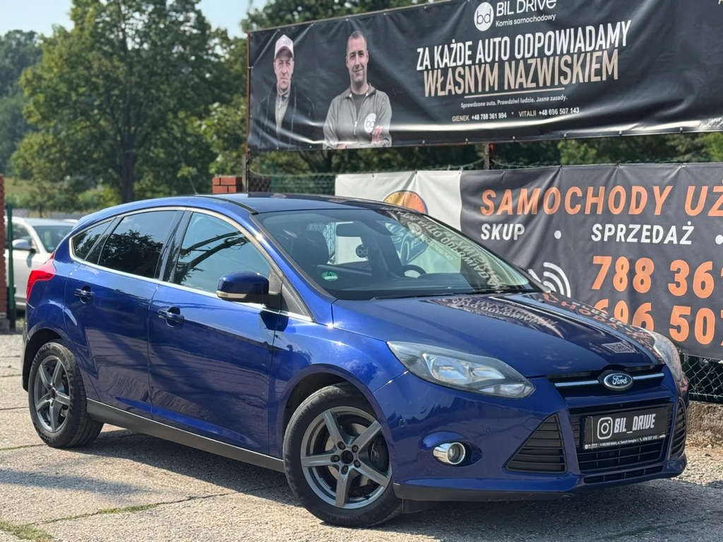 Ford Focus SB813HW-16.webp