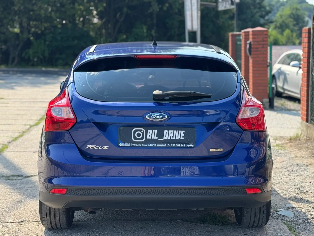 Ford Focus SB813HW-03.webp