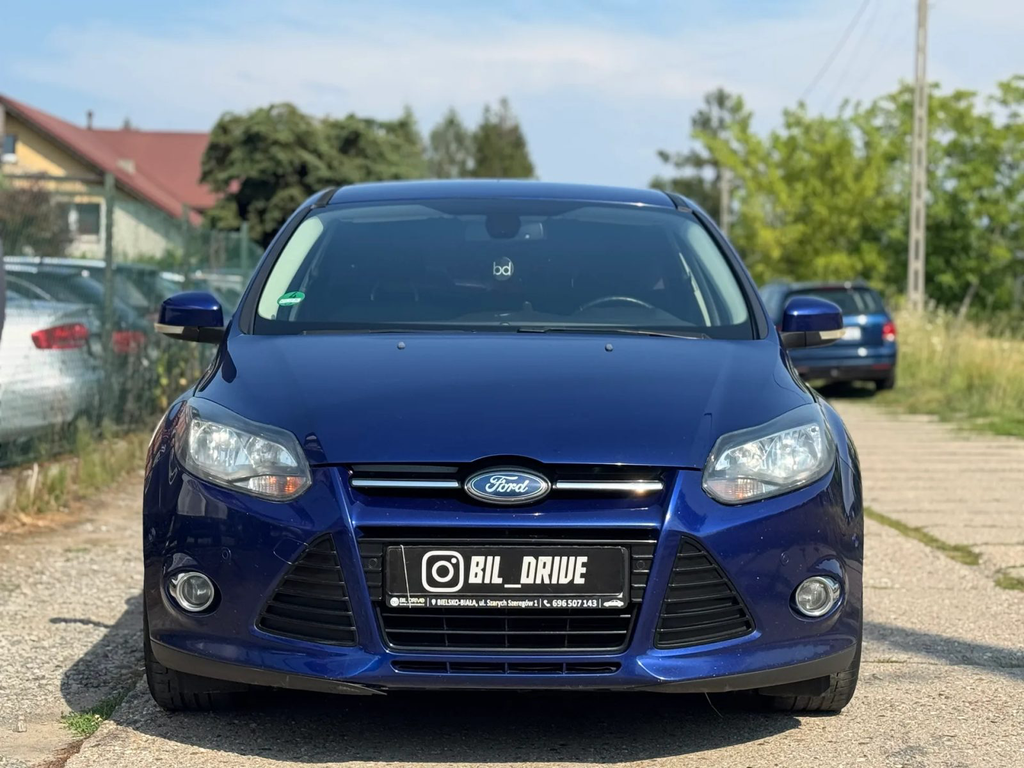 Ford Focus SB813HW-01.webp