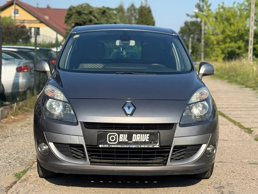 Renault Scenic SB241JA-01.webp
