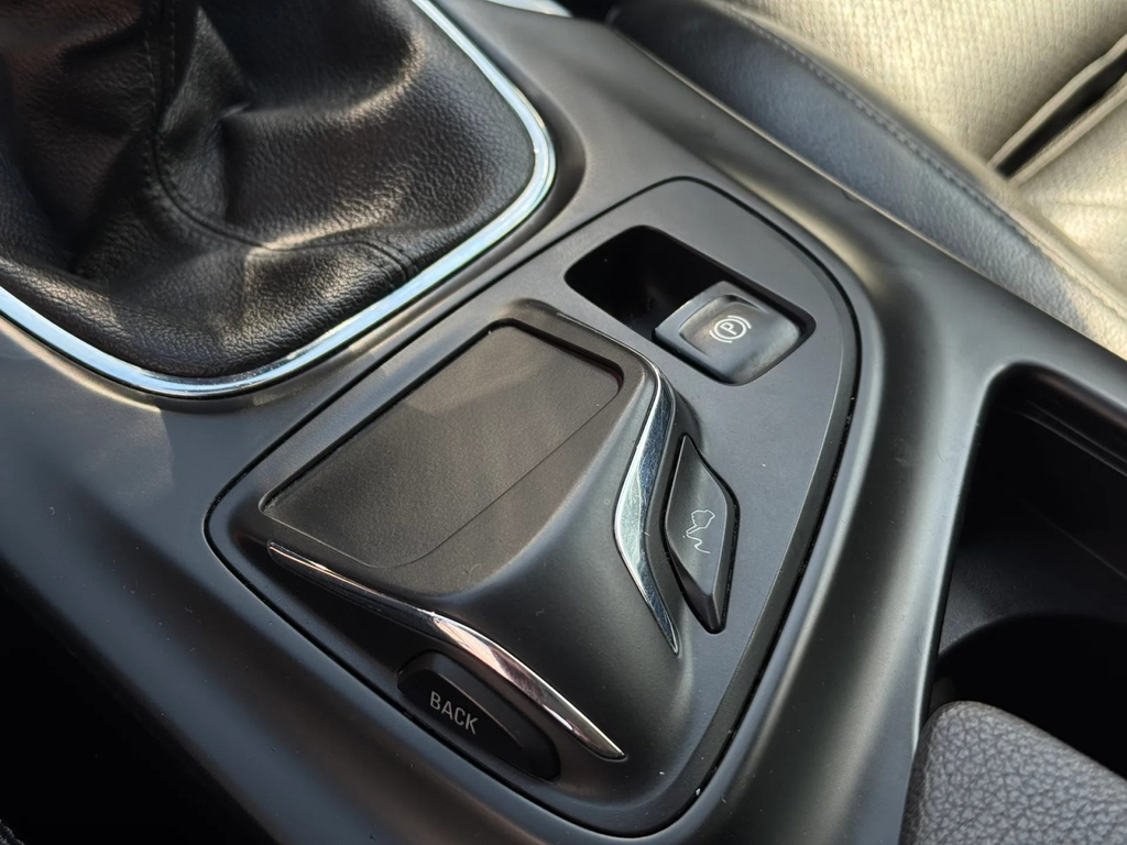 Opel Insignia SB089JA-17.webp