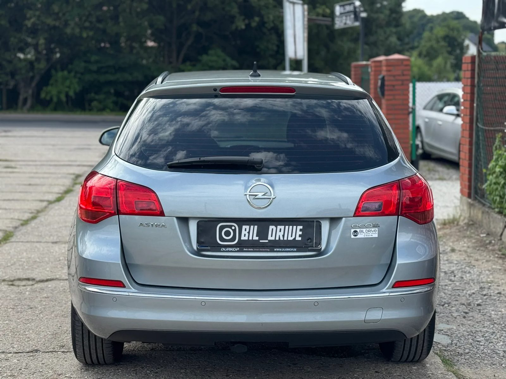 Opel Astra SB062JA-03.webp
