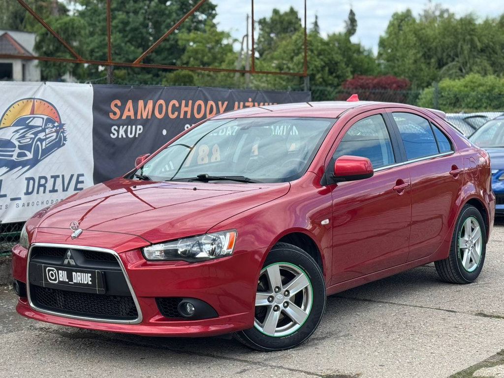 Mitsubishi Lancer •2010•2.0