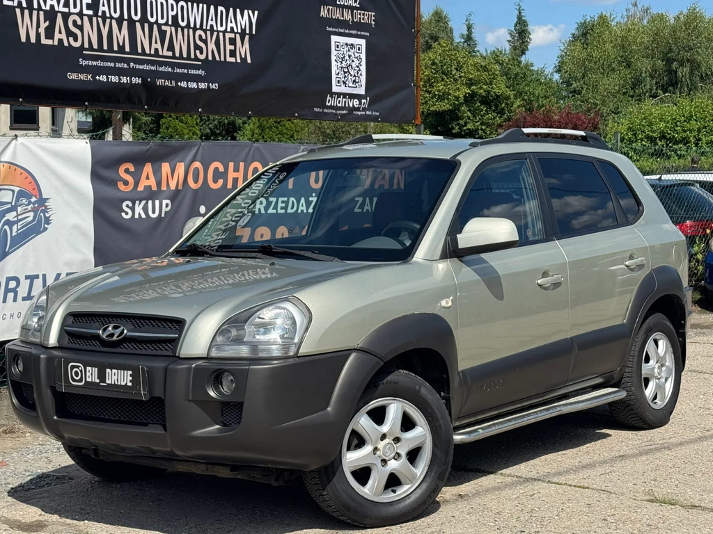Hyundai Tucson • 2005 • 2.0