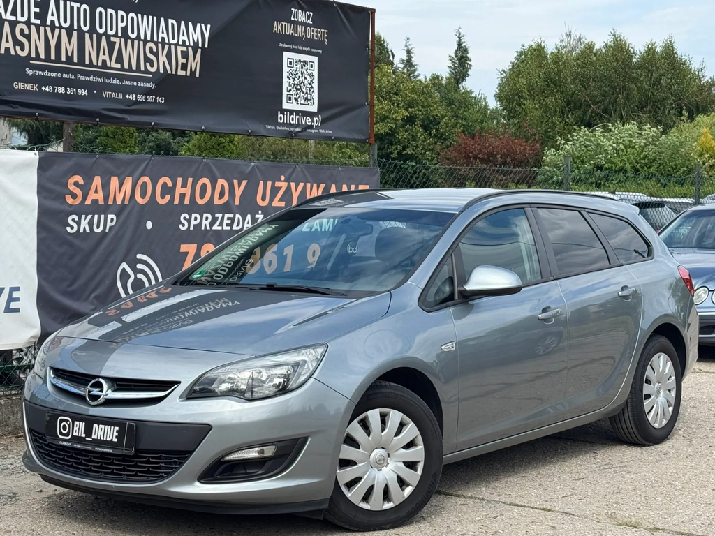 Opel Astra • 2014 • 1.6