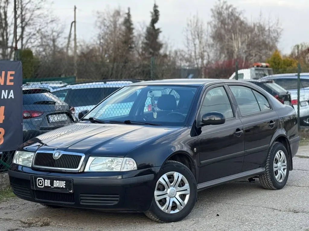 Skoda Octavia Tour • 2010 • 1.6