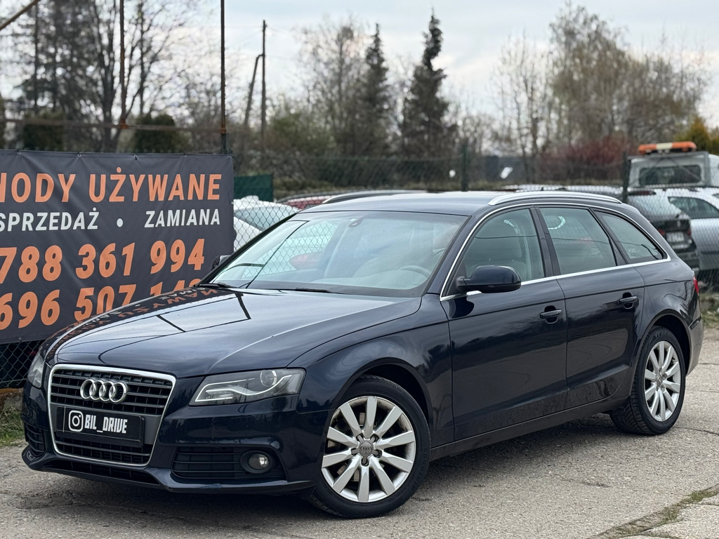 Audi A4 B8 • 2010 • 2.0